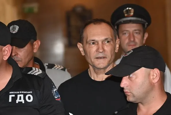 Позицията на НАП по въпроса за Васил Божков