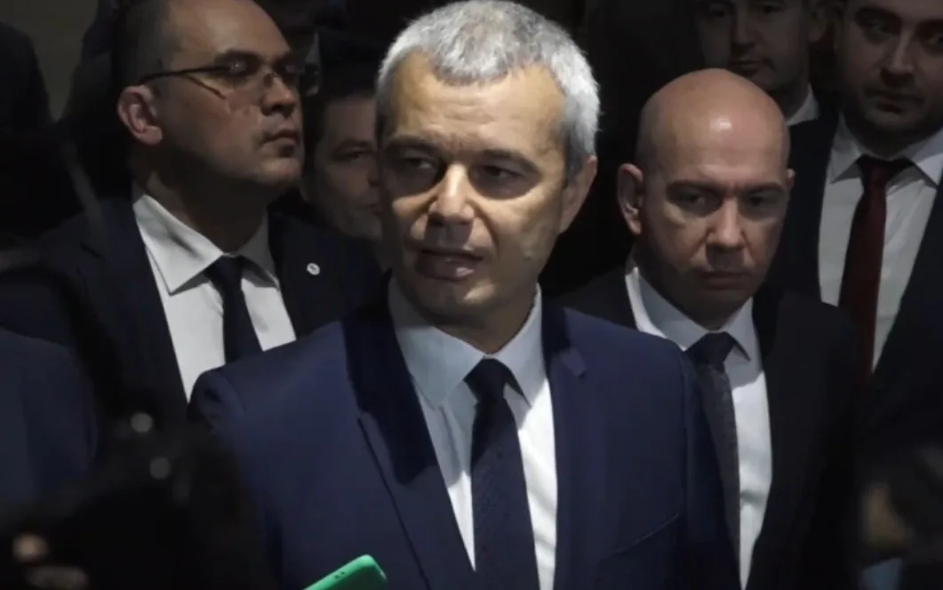 Посещението на “Възраждане” в Русия предизвика много въпроси, на които Костадинов не можа да отговори (ВИДЕО)