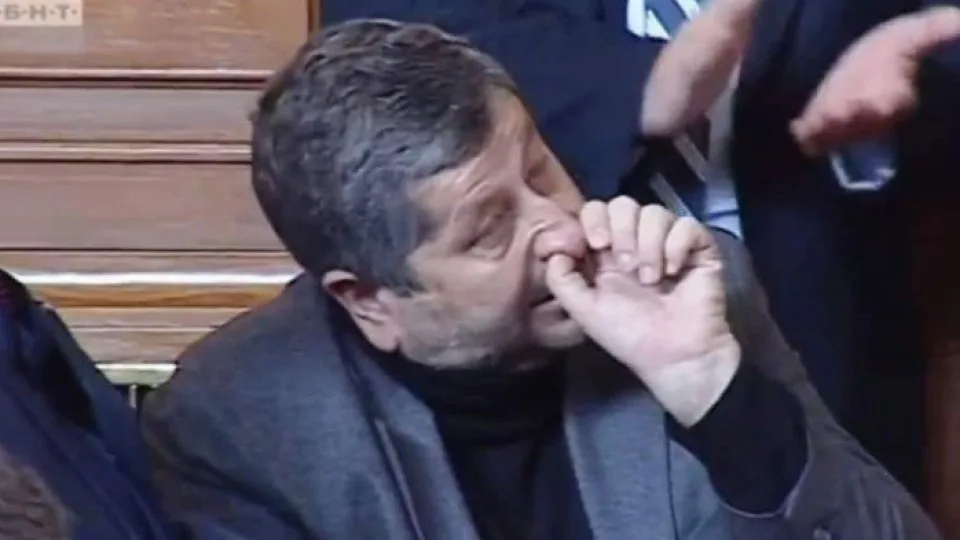 Прегръща ли се Христо Иванов с Бойко, за да стане евродепутат?