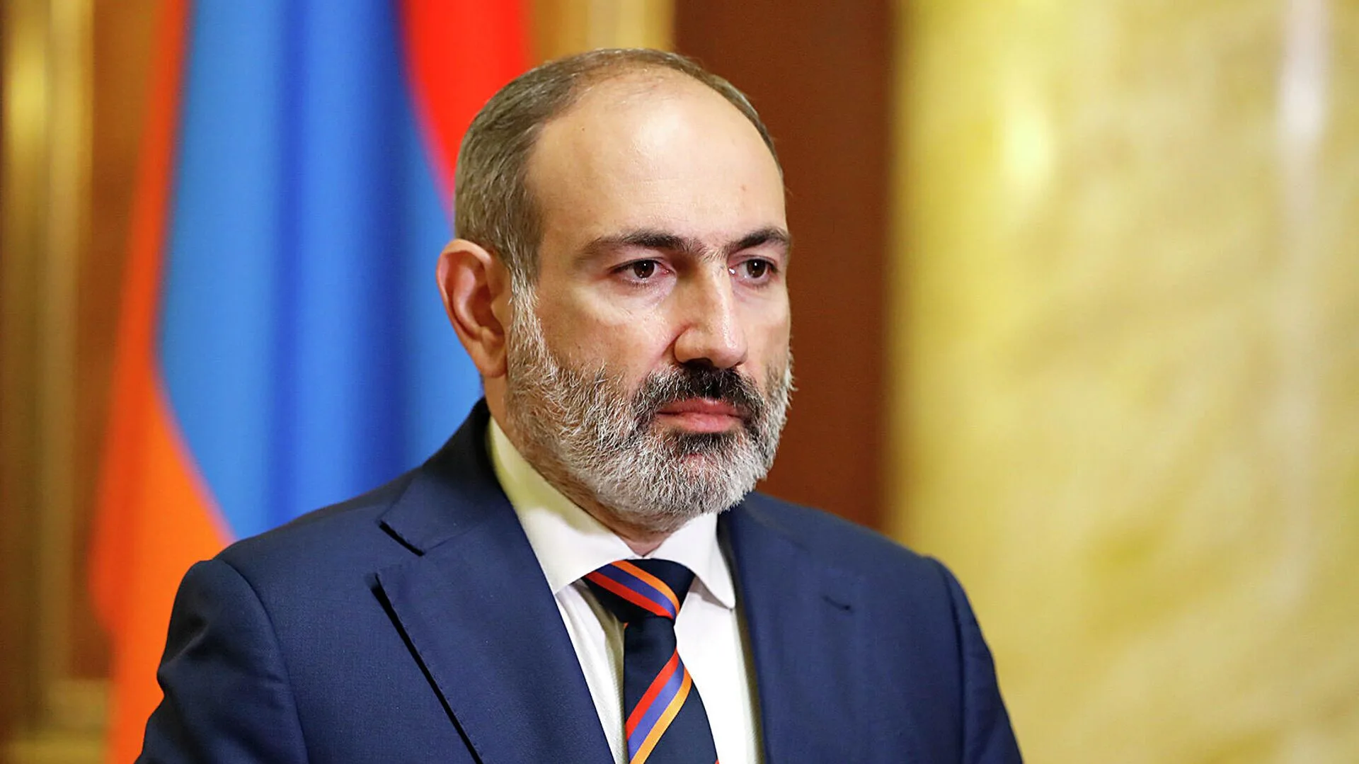 Азербайджан иска "тотална война" с Армения