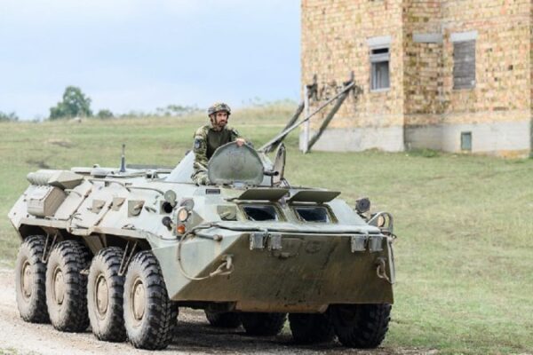 България бави обещаната военна помощ за Украйна