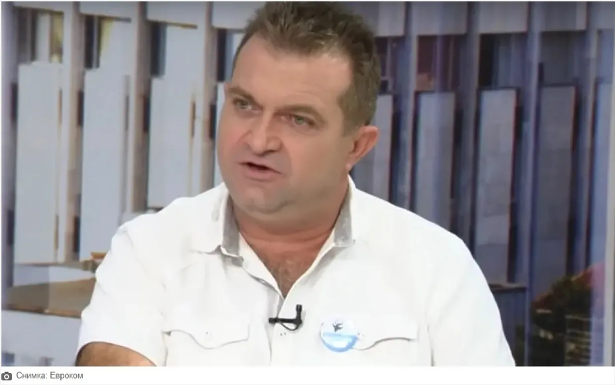 Кирил Петков ми показа среден пръст