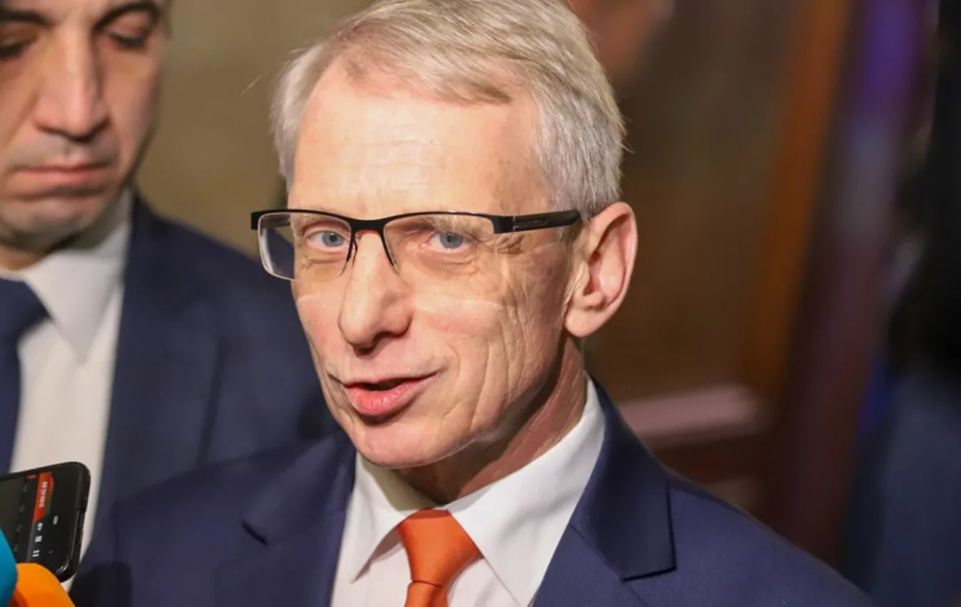 “Първо България” даде Николай Денков на прокуратурата за държавна измяна