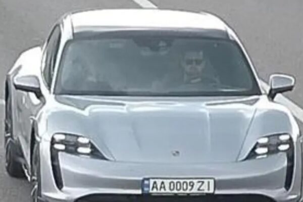 Всеки трети депутат на Украйна си е купил кола или недвижим имот през първата година на войната