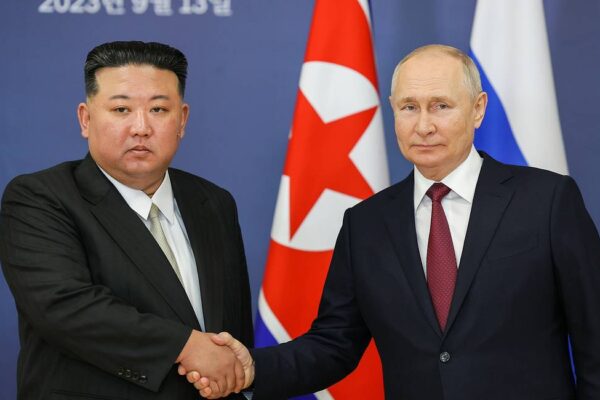 Путин подарява на Ким Чен Ун произведена в Русия кола