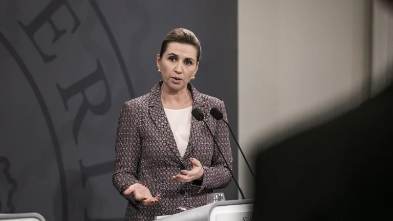 Дания ще прехвърли цялата си артилерия на Украйна