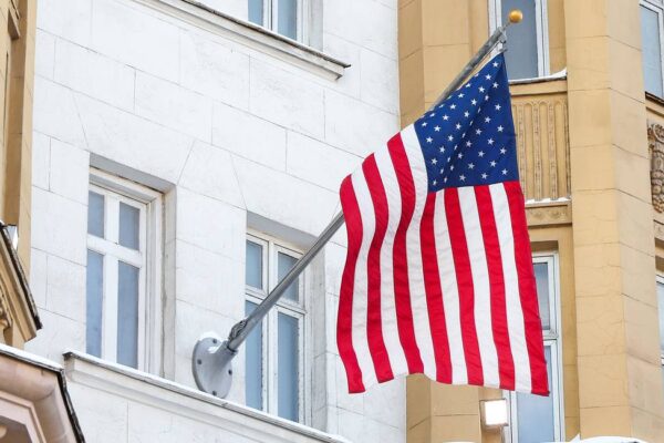 Ройтерс: САЩ ще наложат санкции на над 500 цели в Русия