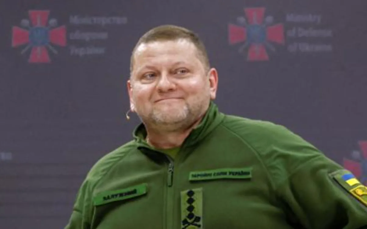Зеленски уволни главнокомандващия на ВСУ Валери Залужни