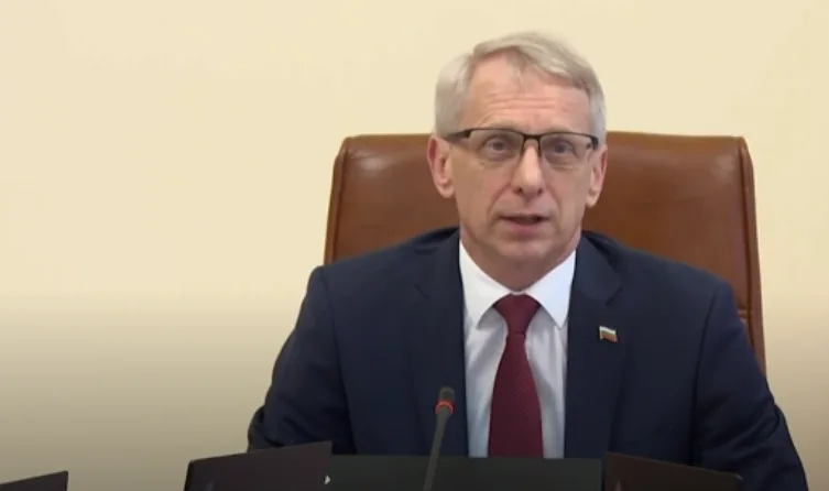 Денков: Хората очакват от нас работещи решения