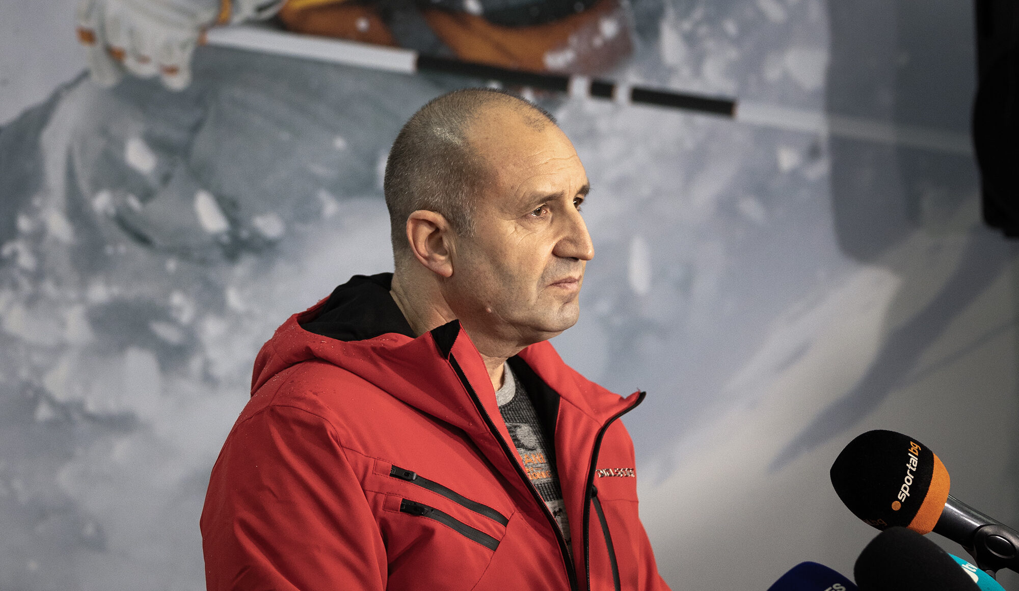 Drm Radev Румен Радев във Фейсбук за предстоящата ротация | ОТ УПОР