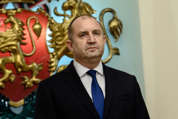 Румен Радев: Пращането на войски от натовска страна в Украйна означава глобален сблъсък