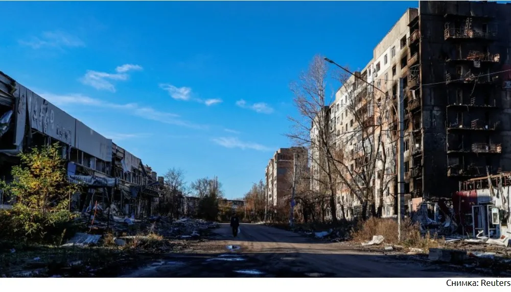 Украинците бягат панически, а Русия настъпва