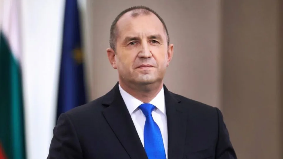 Румен Радев ще обяви графика за провеждане на консултациите