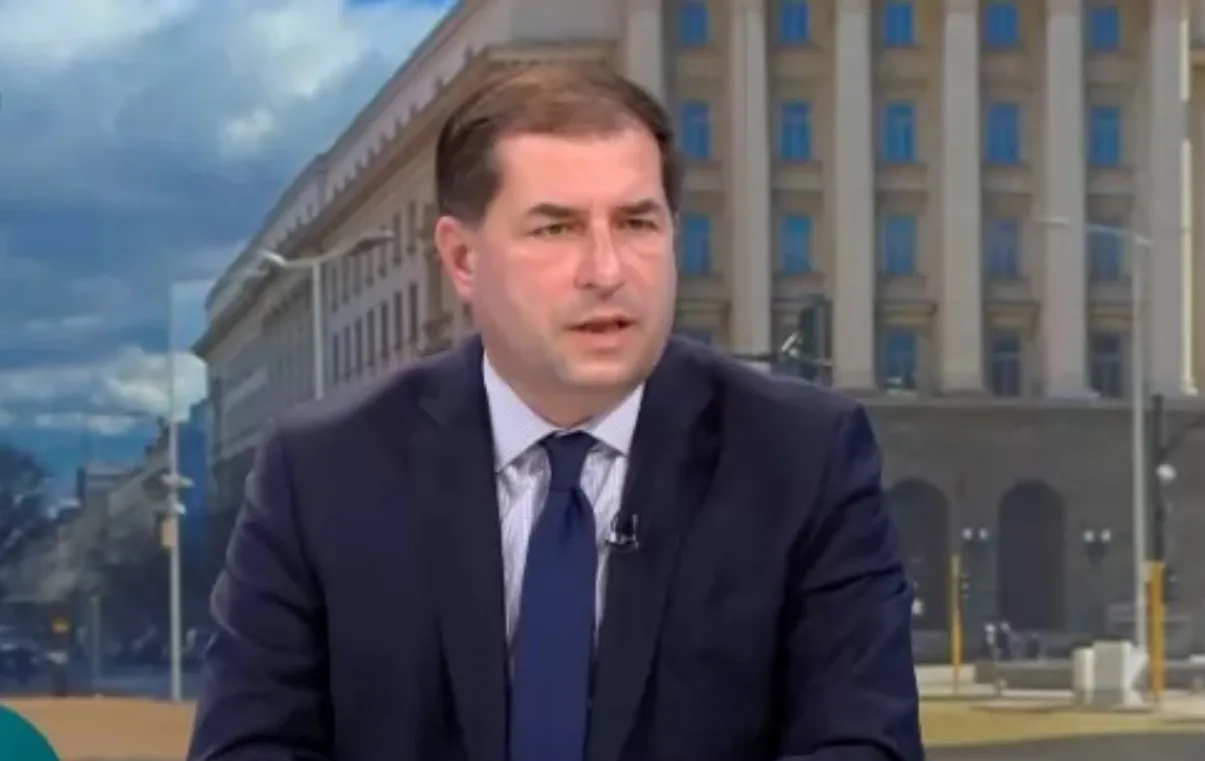 Приетите конституционни промени са лоши