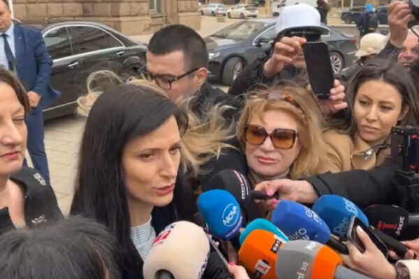 Преговорите за кабинет продължават