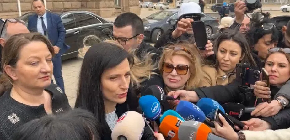 Преговорите за кабинет продължават