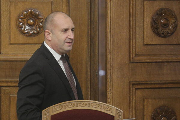 Румен Радев ще се срещне с кандидата за служебен премиер