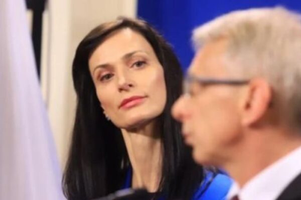 Посолството ли сглоби новото старо правителство на ГЕРБ-СДС и ПП-ДБ?