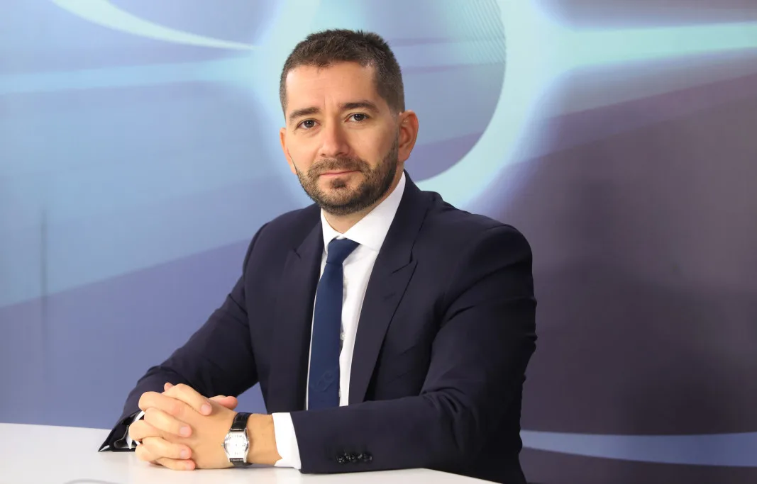 Слави Василев с размазващ коментар