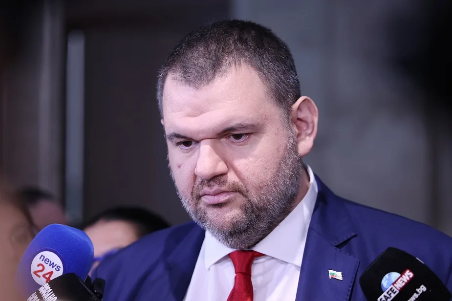 Пеевски: Предложенията за промени в Конституцията ги направи Христо Иванов и компания