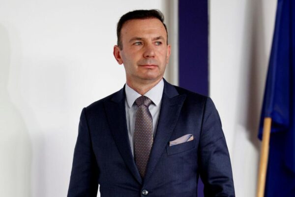 Президентът освободи Живко Коцев от длъжността му
