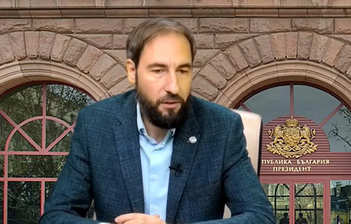 Д-р Дарин Дросев с важни думи за движение "Център" на Васил Божков