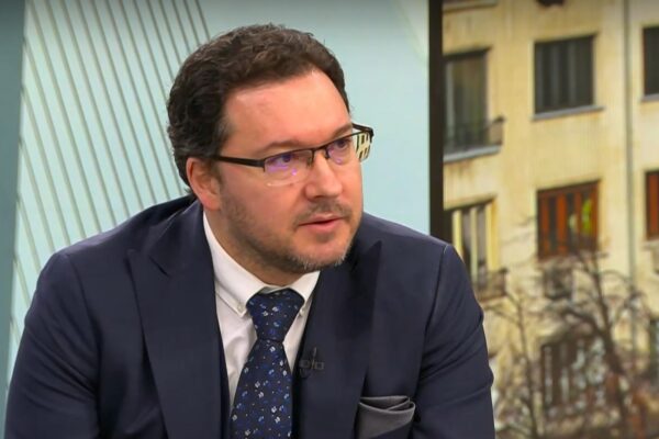 Даниел Митов отказа да стане външен министър