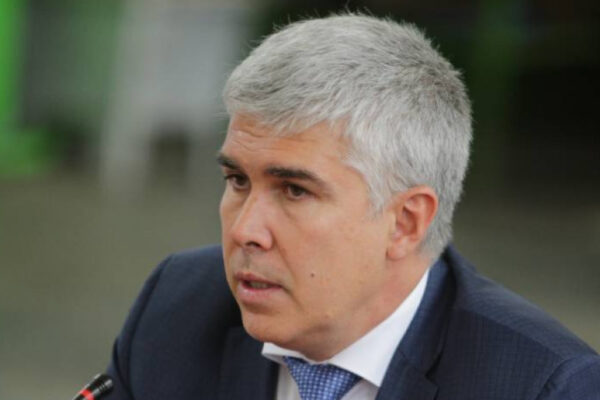 Енергийният министър замина да предоговаря споразумението с "Боташ"