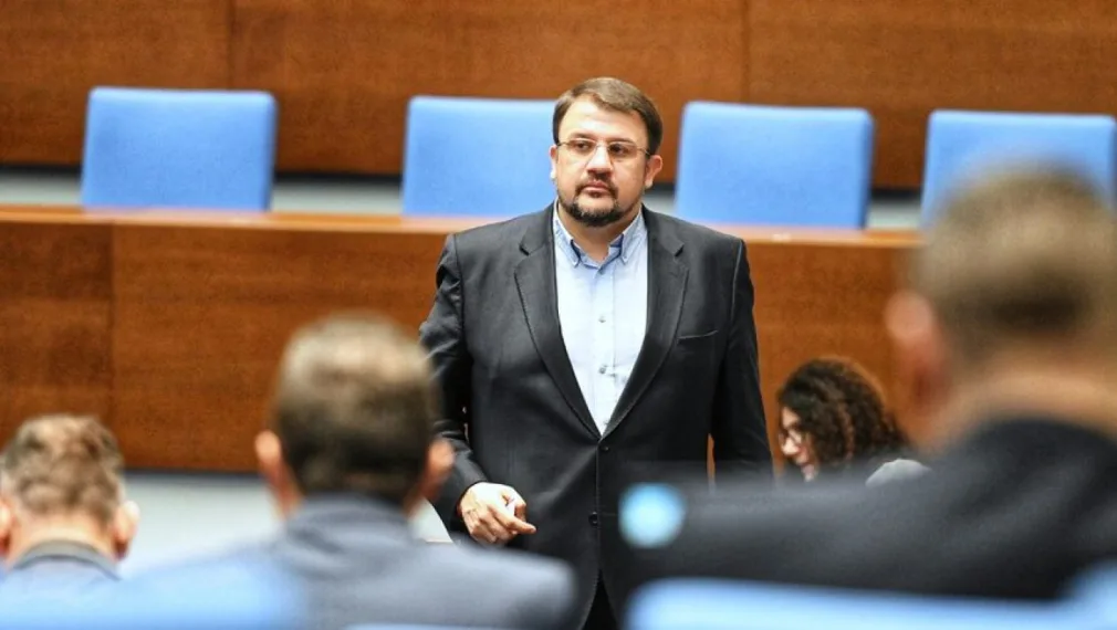 Полиция влезе в офиси на Настимир Ананиев