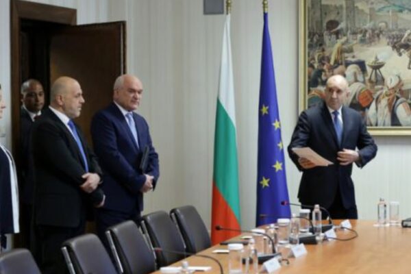 Ще има ли служебен кабинет "Главчев"?