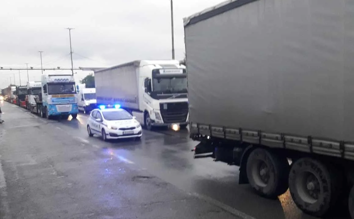 Пуснаха движението по АМ "Тракия" на изхода на София към Пловдив