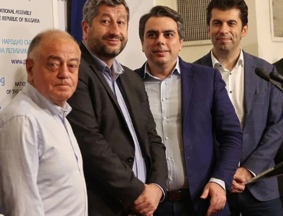 СКАНДАЛЕН ЗАПИС № 5 ПУСНА "АФЕРА"! ИСКАЛИ ОВЛАДЯВАНЕ НА СЛУЖБИТЕ