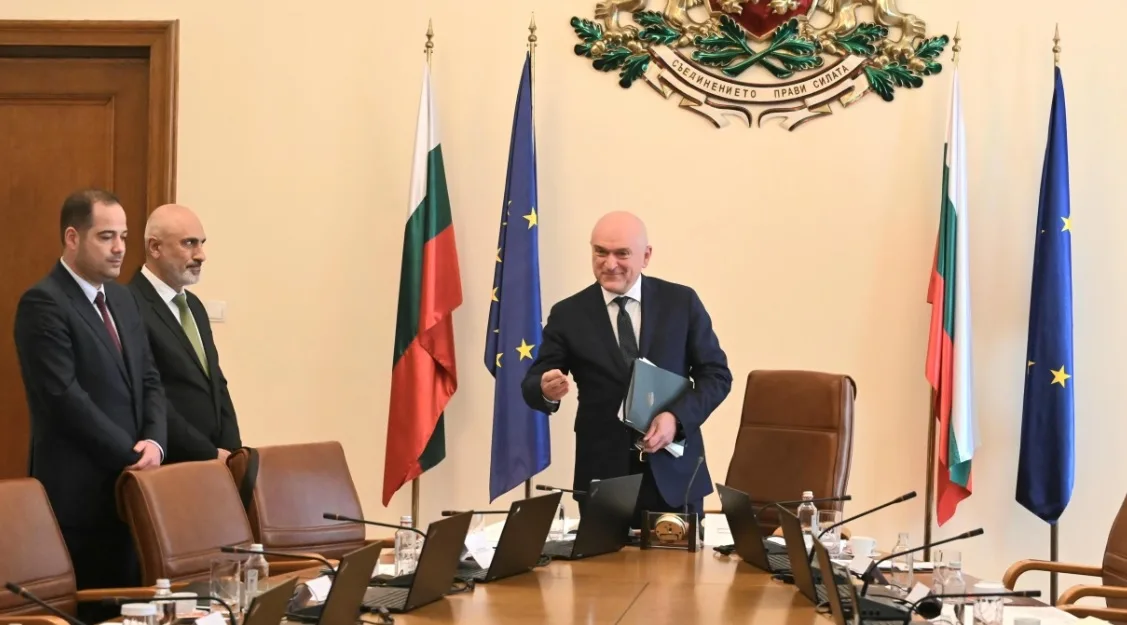 Служебното правителство обсъди възможността държавата да купи къщата на Талев