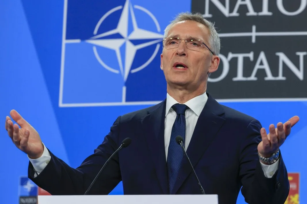 Bloomberg: Шефът на НАТО може да се откаже от създаването на фонд за помощ за Украйна