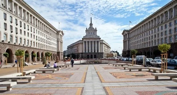 Ето какви са реакциите на политическите лица след избора на патриарх