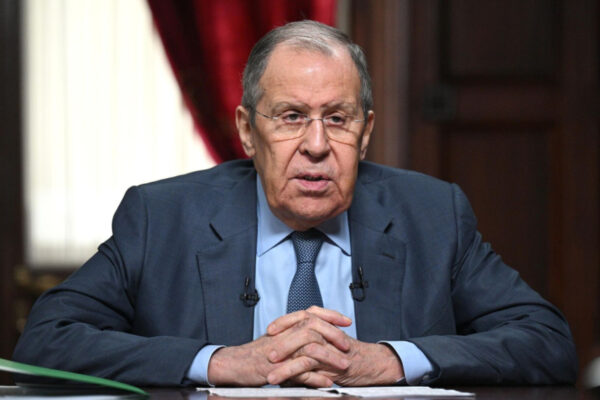 Лавров нарече лъжа твърденията на Париж за отсъствието на френски инструктори в Украйна