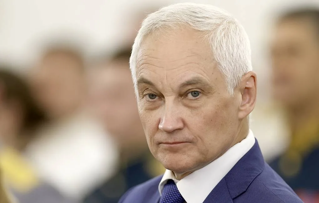 Шефовете на отбраната на Русия и САЩ обмениха мнения за ситуацията около Украйна в първи телефонен разговор