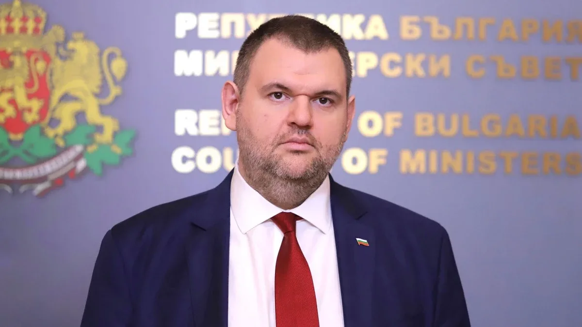 Делян Пеевски определи президента в "зависима фигура"