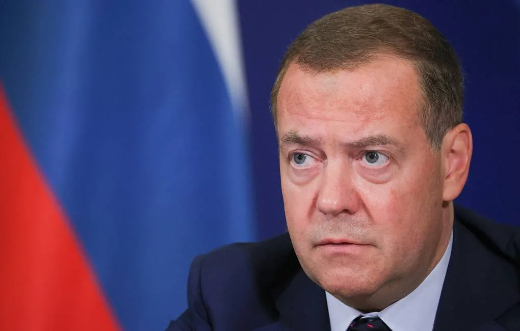 Медведев: Русия не се меси в президентските избори в САЩ