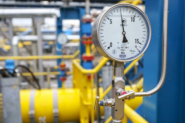 Цените на газа в Европа се повишиха с 4,8% над $450 за 1000 кубически метра