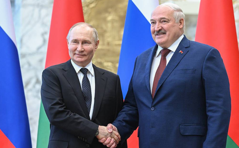 Лукашенко беше награден с най-високото руско отличие