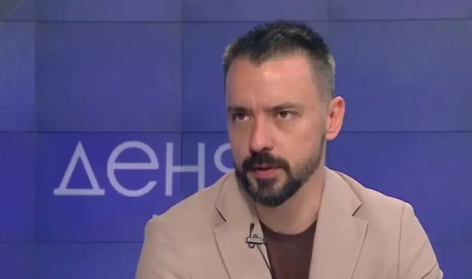 Шкварек: САЩ представляват няколко големи племена, които се позиционират вдясно или вляво