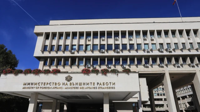 Неизвестни извършители са проникнали с взлом в българското консулство в Дубай