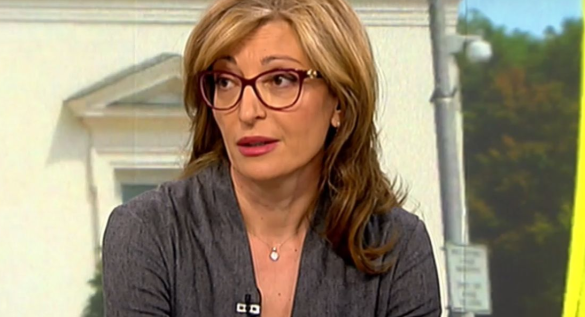 POLITICO: Екатерина Захариева вероятно ще получи ресор за управление при кризи и хуманитарна помощ в ЕК