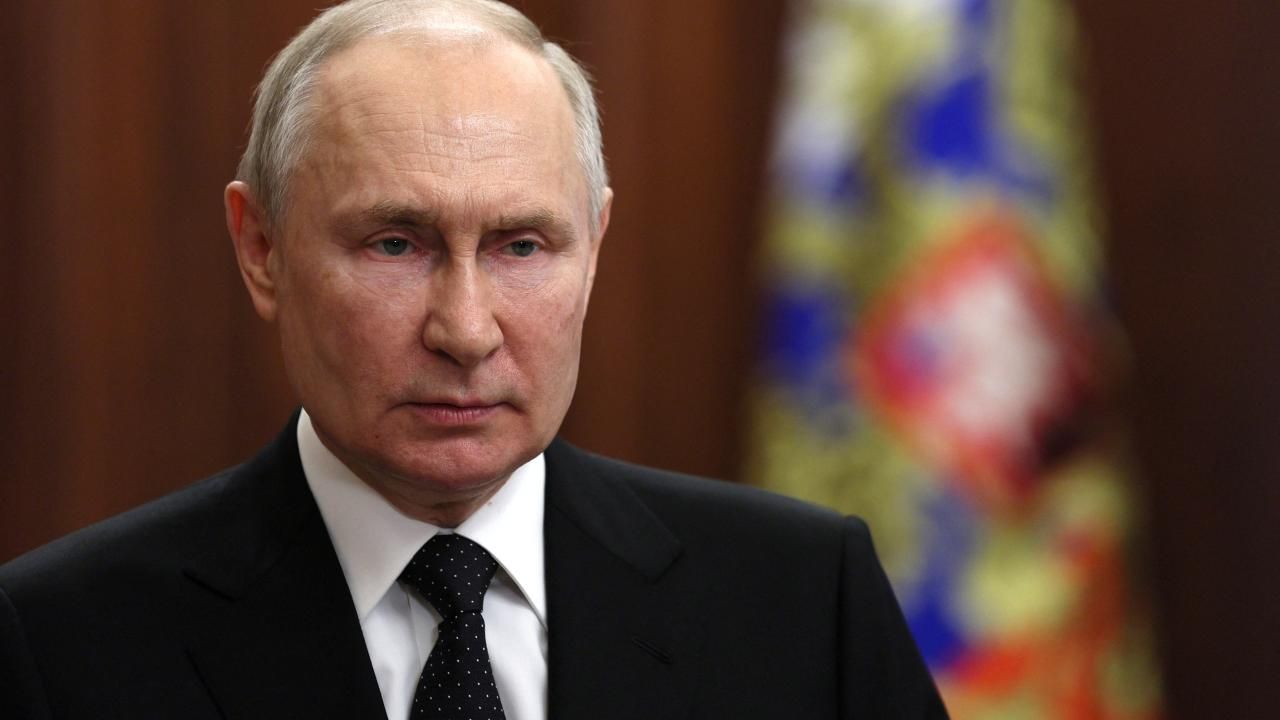 Путин пристигна в Монголия, Кремъл е уверен, че арест няма да има (ВИДЕО)