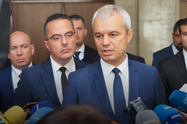 "Възраждане" внесе законопроект за чуждестранните агенти