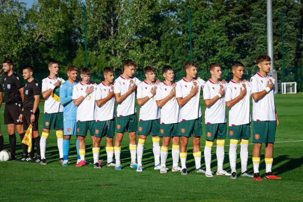 България U15 загуби с 0:9 от Испания на приятелски турнир в София