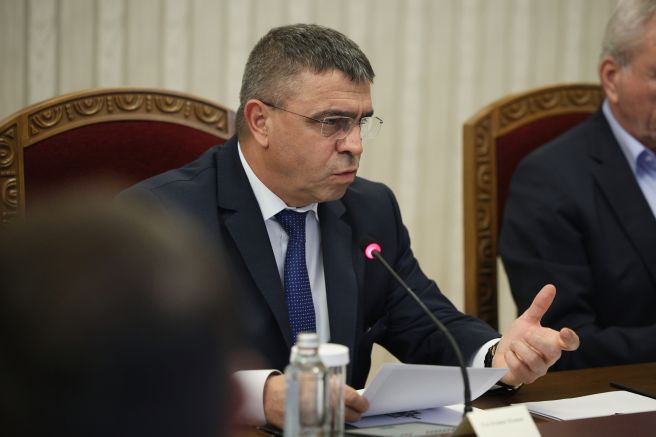 Изтичането на данни затруднява разследванията на МВР и може да повлияе на проверките преди изборите