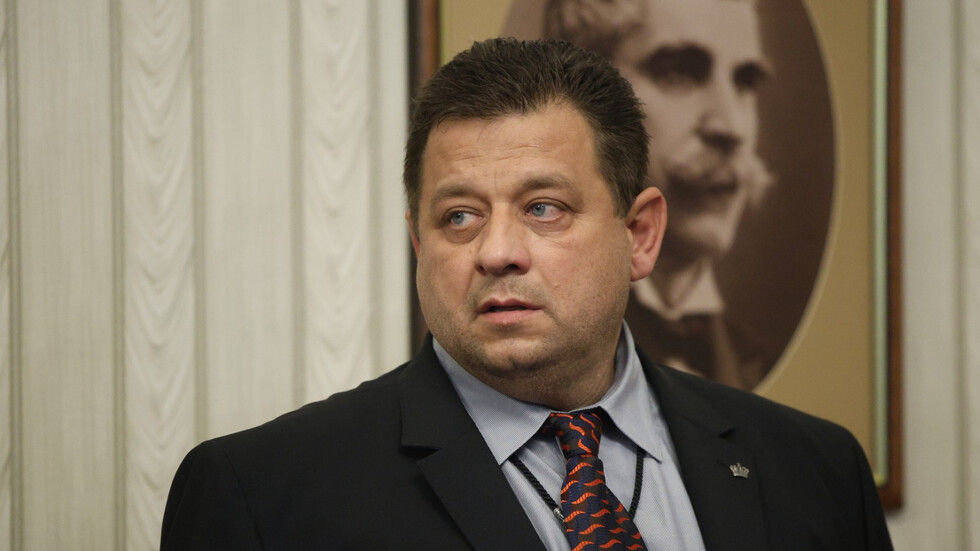 Николай Марков с поредна язвителна „диагноза“ за „Величие“ – критика или просто лична тирада?