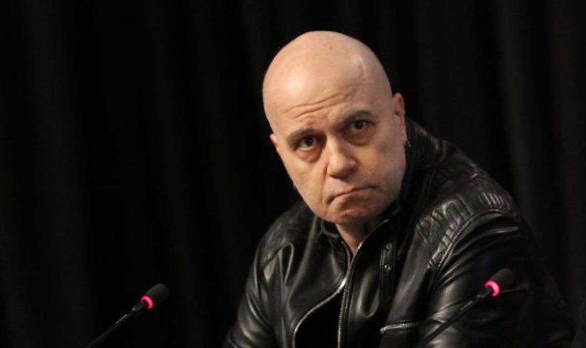 Слави Трифонов с писмо до БТВ: Поведението на Цънцарова е абсолютно неприемливо за мен